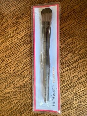 NWT, Ulta Beauty Tapered Foundation Brush with synthetic bristles.